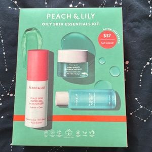 BNIB Peach & Lily Oily Skin Essentials Kit